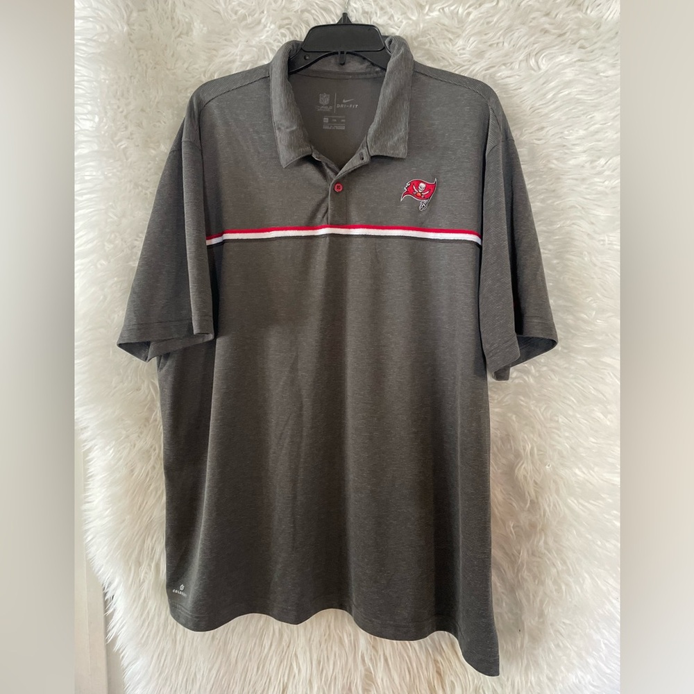 Tampa Bay Buccaneers Nike Dri-Fit On Field Apparel Men’s Short Sleeve Polo Shirt